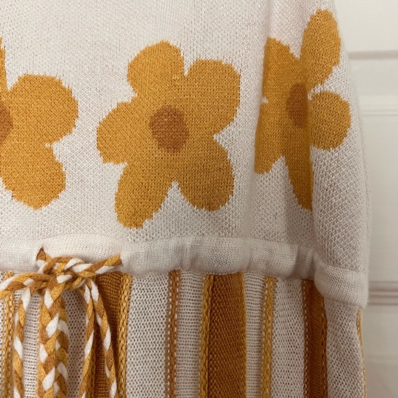 Sunray Midi Dress - Picture 5 of 6